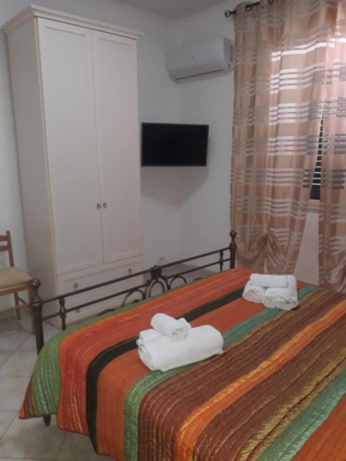 Apartment La Maison เมสซีนา ภายนอก รูปภาพ